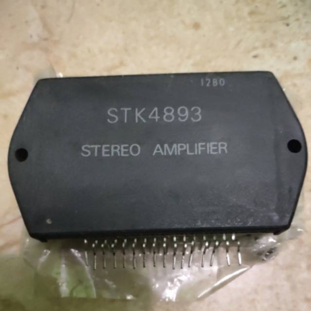 STK 4893 STEREO AMPLIFIER