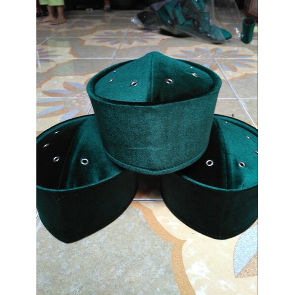 peci uje putih tinggi 9.10.11.12.