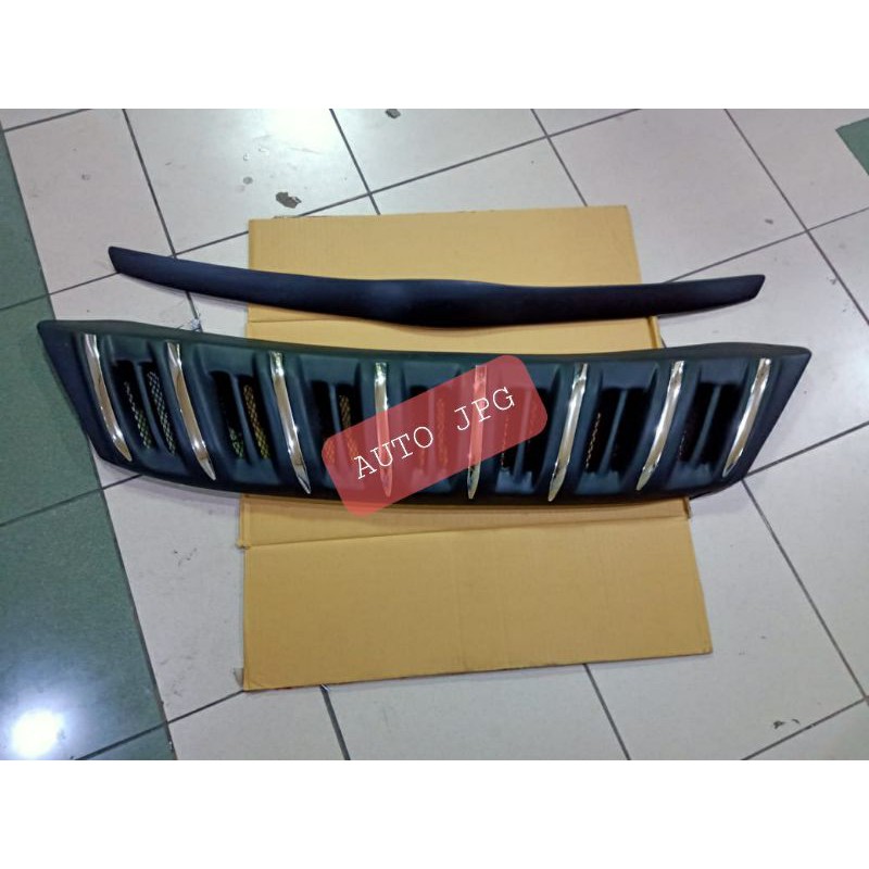 Grill Innova 2005 - 2008 model prado