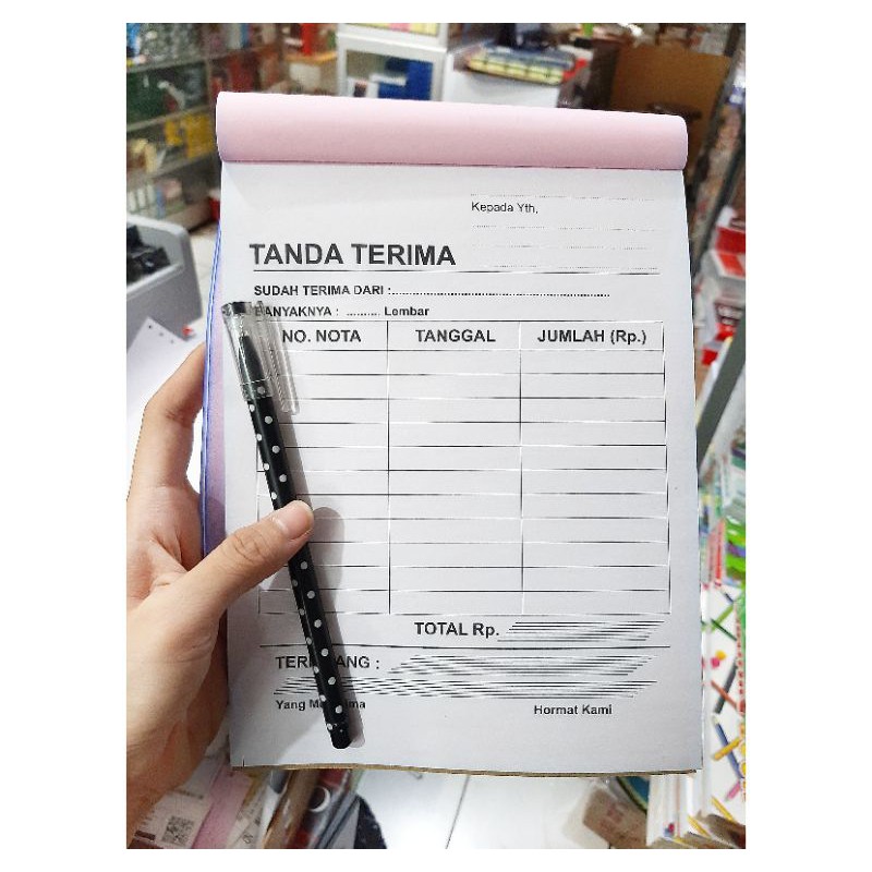 Buku Tanda Terima Nota Ncr 2 Ply Merah Putih Uk Kwarto Isi 20 Set Shopee Indonesia 8304