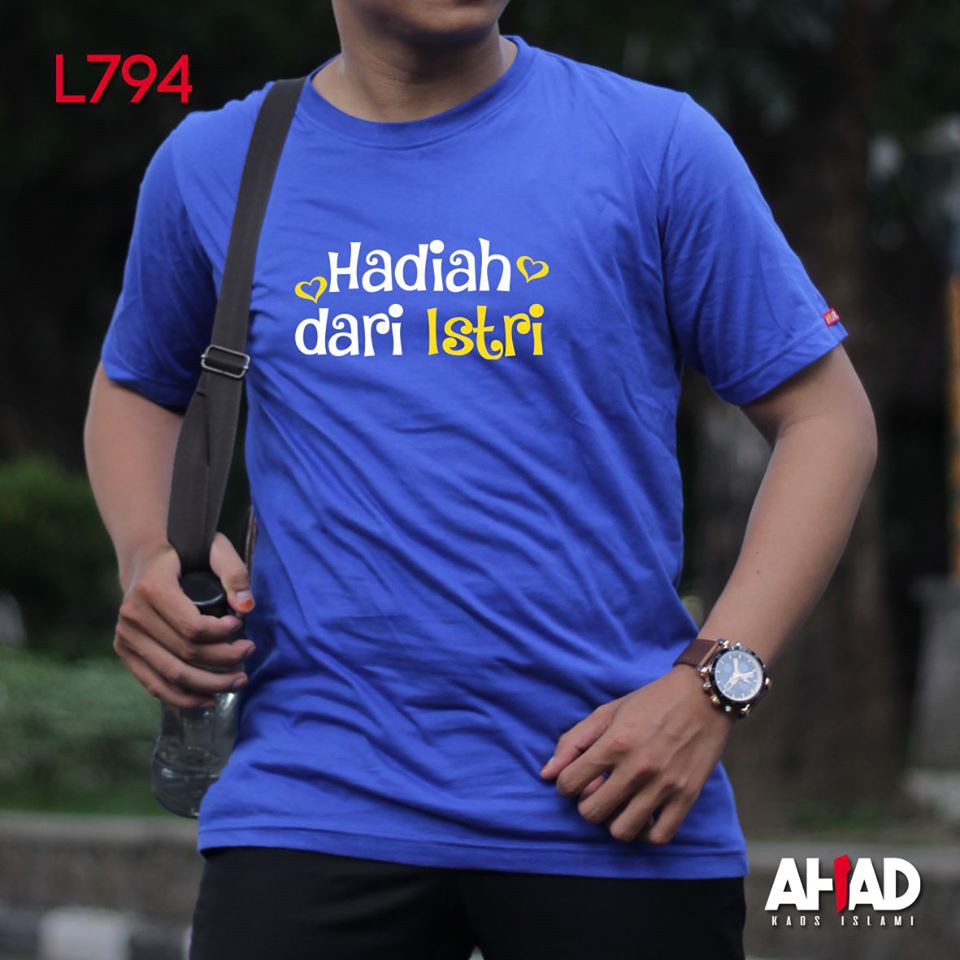 Kaos Islami Ahad - Hadiah Dari Istri