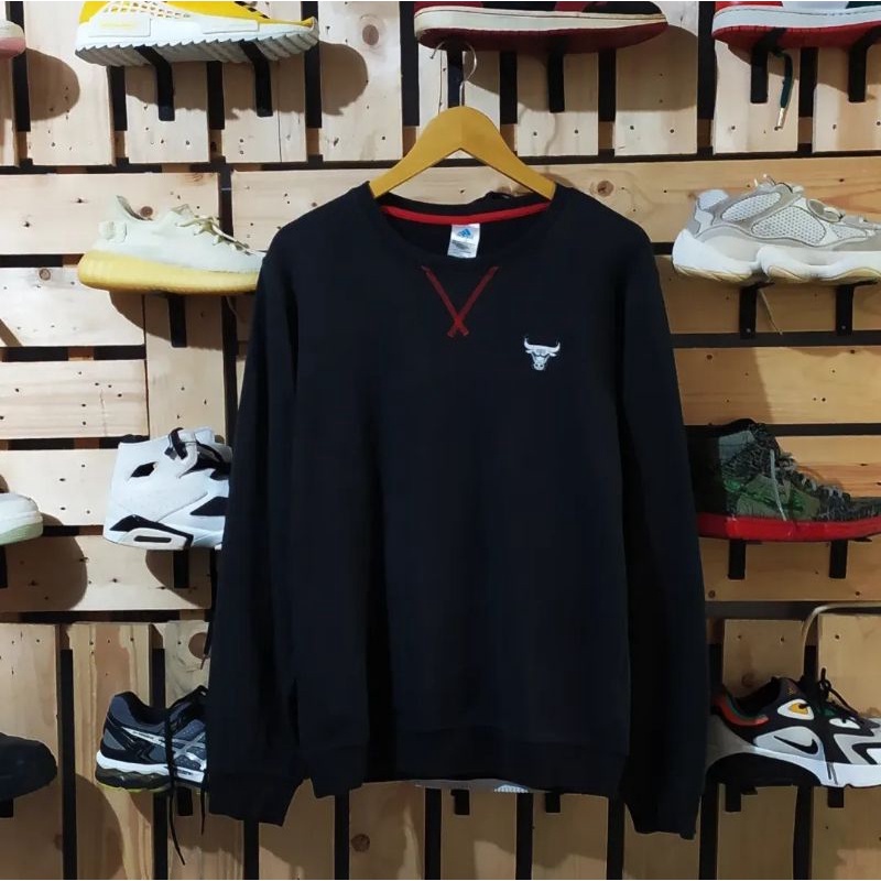 ADIDAS x CHICAGO BULLS SWEATSHIRT CREWNECK