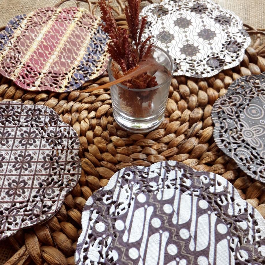 

【TERMURAH】 Doily Paper Kertas Doilies 5.5" diameter (14 cm) Motif Batik isi 100 lembar Kertas Alas R