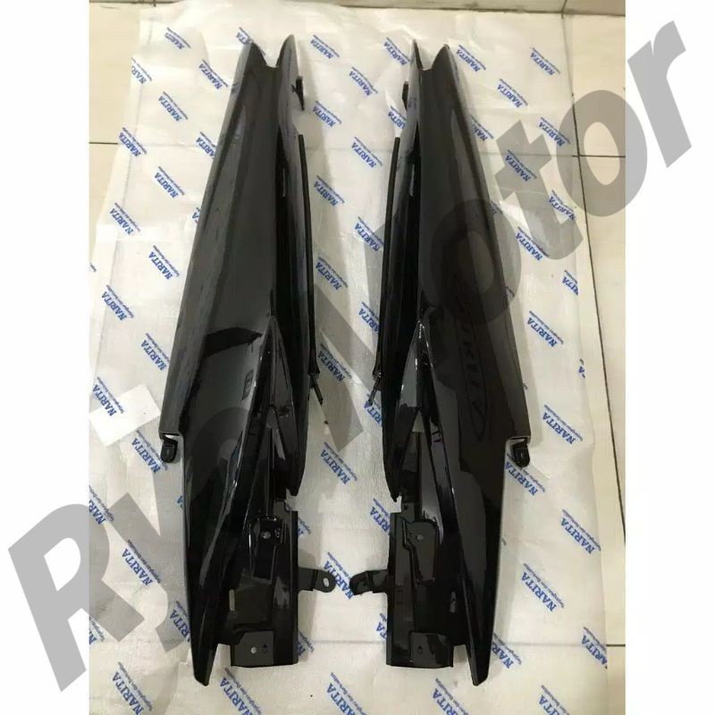 Body halus samping kanan kiri Yamaha crypton