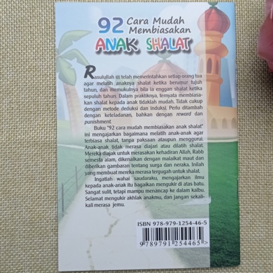 Buku Saku 92 Cara Membiasakan Anak Shalat - Darul Haq