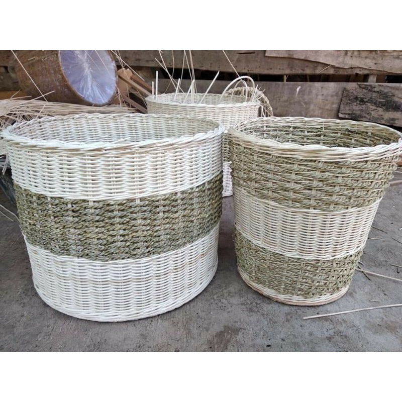 keranjang laundry / keranjang rotan / tempat sampah rotan / hampers