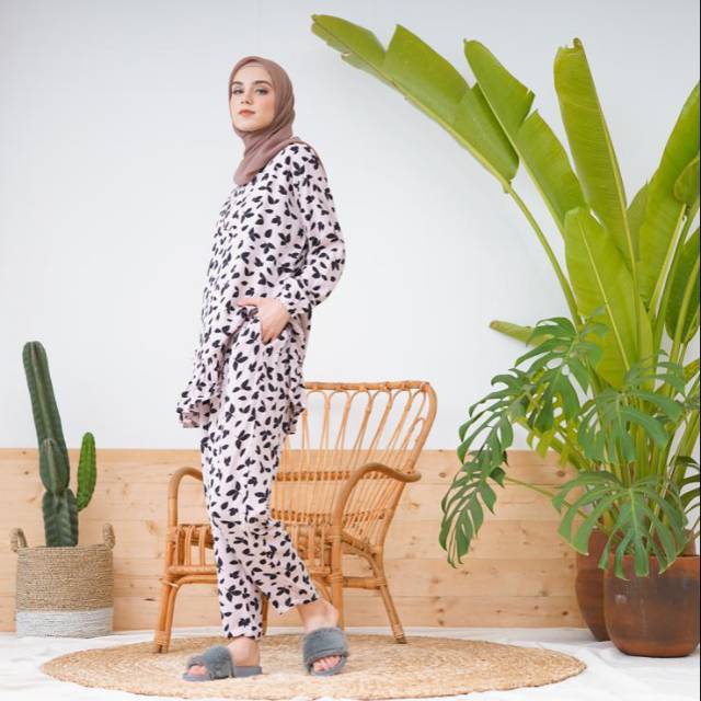 Eyberli Carla  Panjamas / Baju Tidur /Piyama