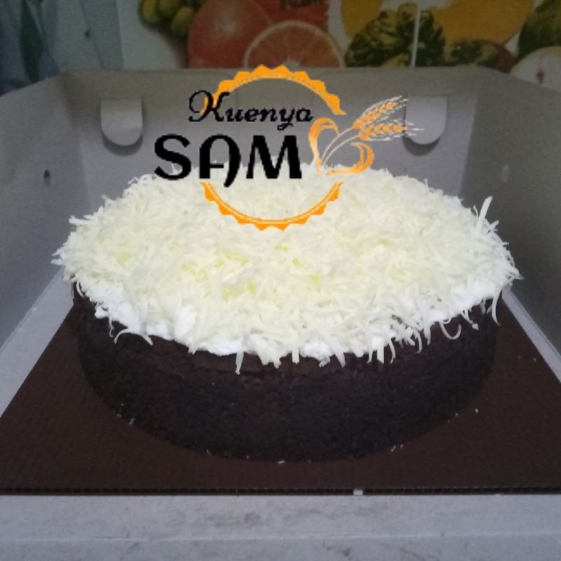 

BROWNIES BULAT DIAMETER 18CM (Topping Keju)