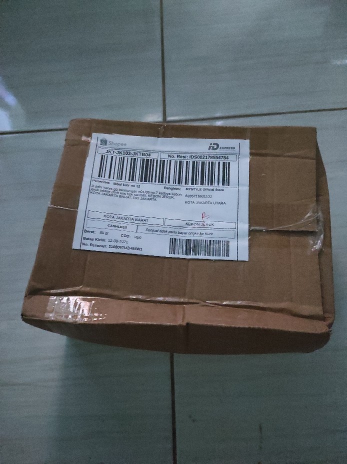 Mystyle Daun Rambat Juntai Bunga Plastik 90x9 Pcs Hias Artifisial Dekorasi Dinding Daun Rambat