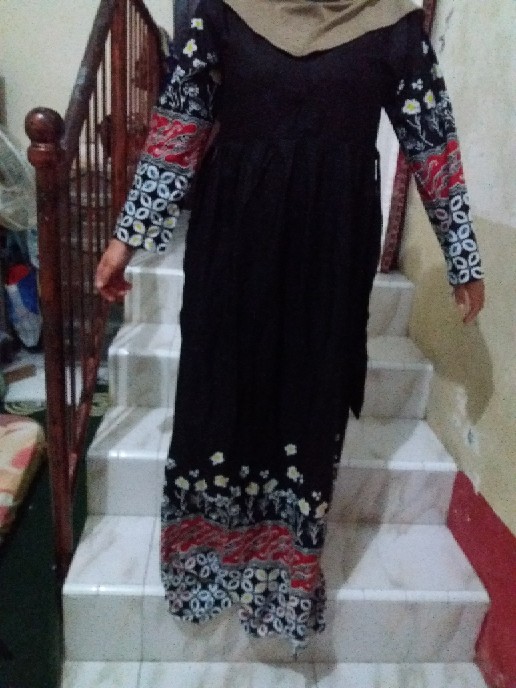 Gamis Batik Modern Kombinasi Syantika