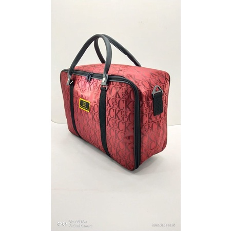 Tas pakain/ Travel bag/Daffelbag