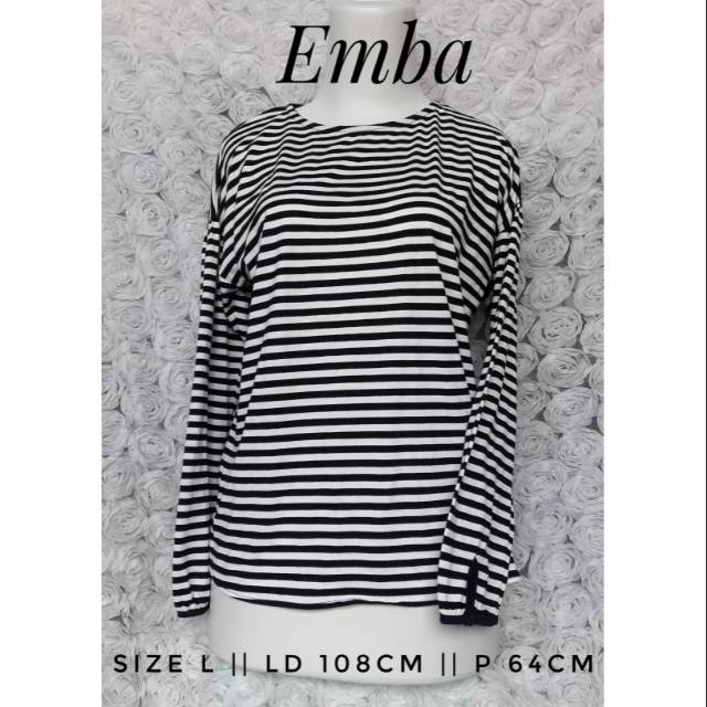 Emba XL Kaos atasan branded hitam putih garis remaja perempuan wanita