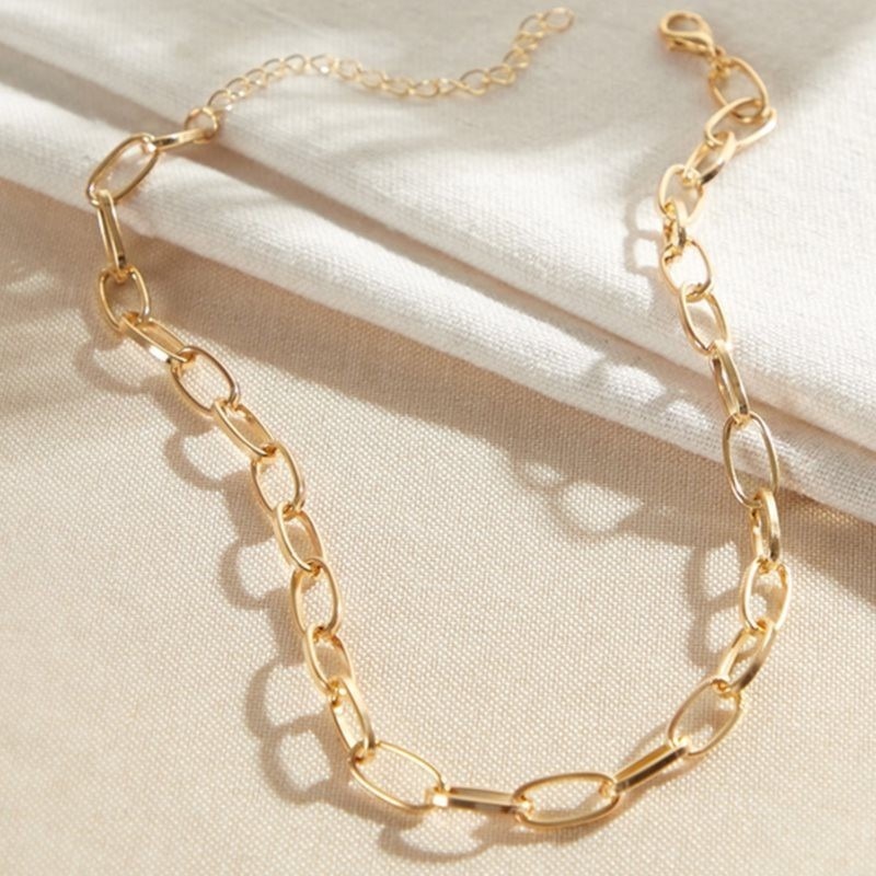 Creative retro punk style short thick chain clavicle chain