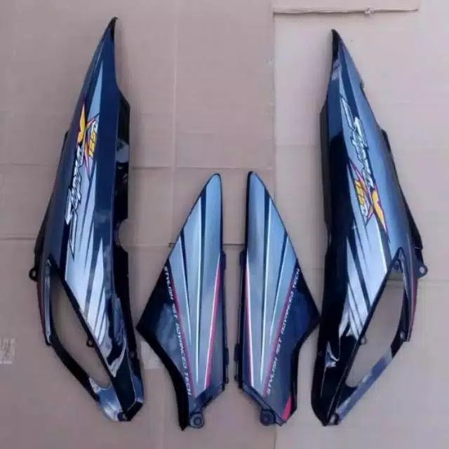 READY cover body belakang Honda Supra x 125 hitam 2005 2006
