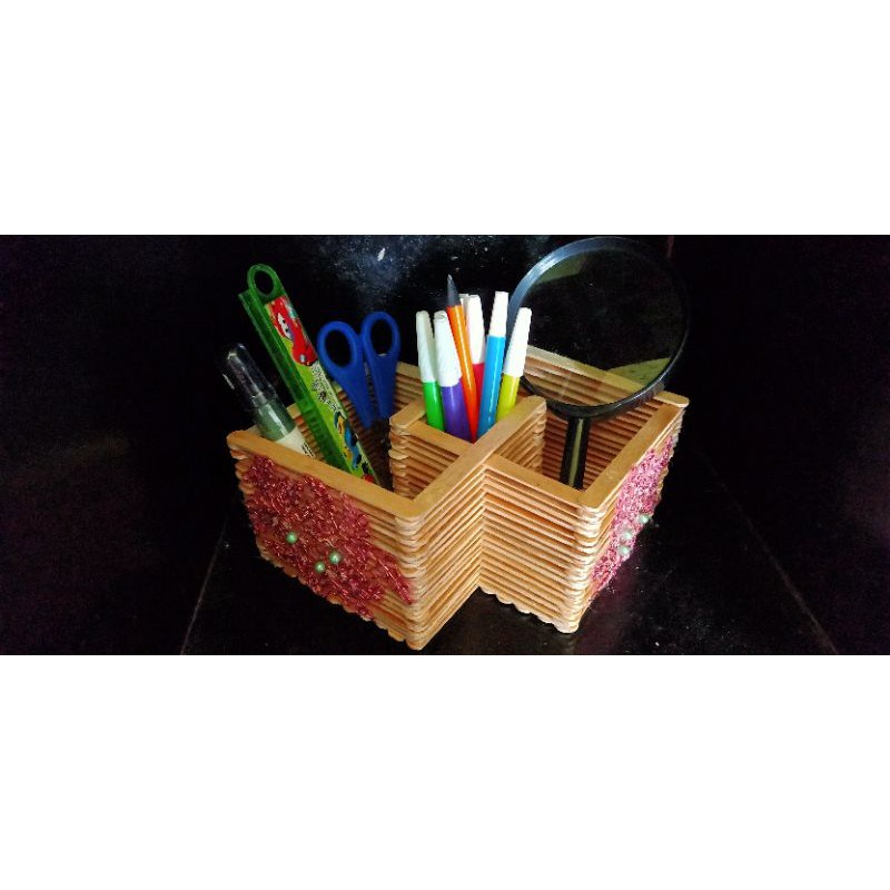 

prakarya stik es krim tempat pensil