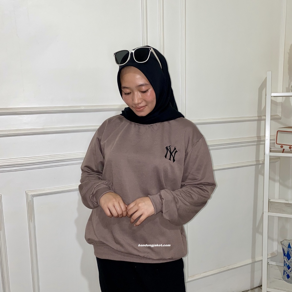 NY SWEATER CRAWNECK ZUMBO Size || SWEATSHIRT BASIC NY LOGO NY BORDIR PRIA DAN WANITA Sz M - XXL II 17 WARNA