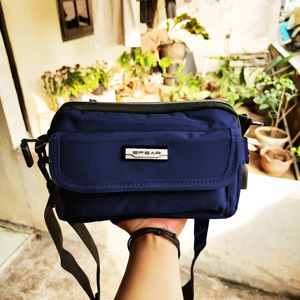 Tas Pinggang Waistbag dan Selempang Brand Spear USB Port Tas portable masa Kini