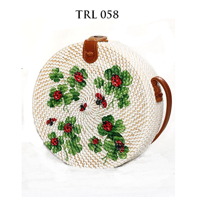 

Grosir Tas Rotan Bali Bulat Deco Lukis Motif Kumbang TRL058 Diameter 20cm