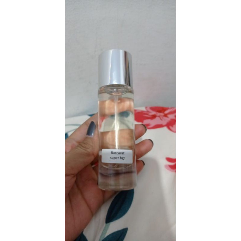 Baccarat eau de parfum Super banget KW No ORiginal
