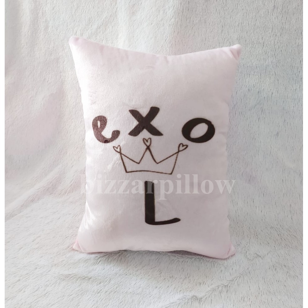 Bizzarpillow Bantal Foto Kpop Fullprint 30x40 cm BTS Blackpink BZ165