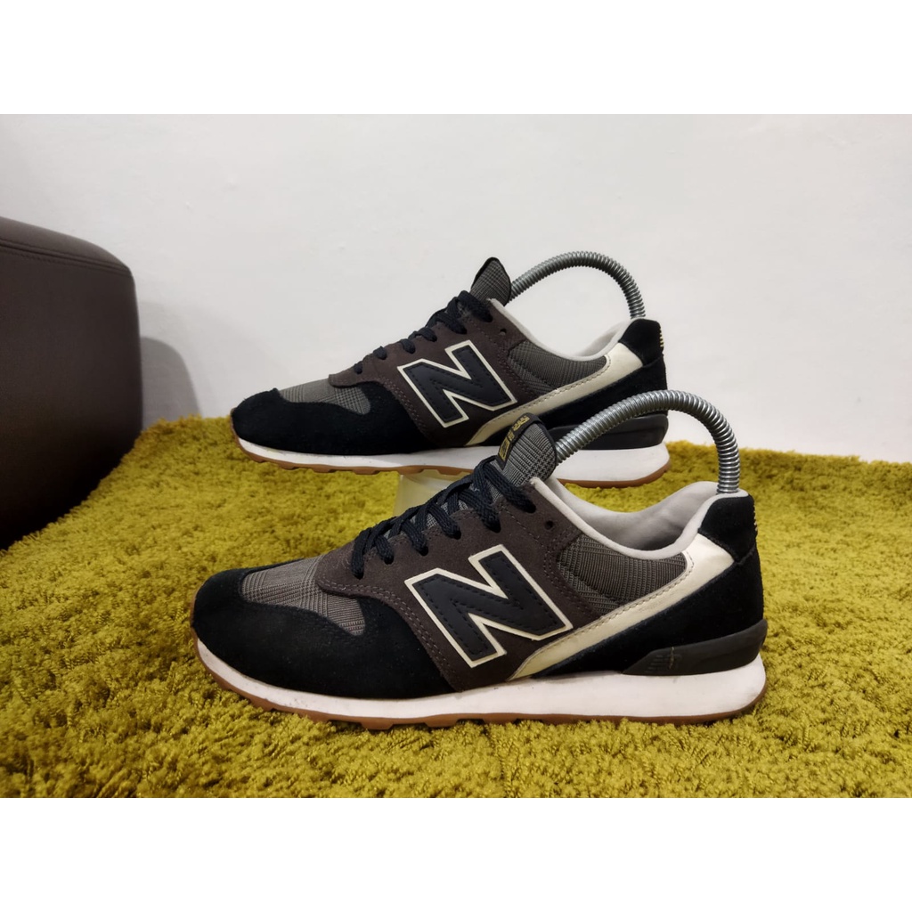 (Size 37/ Ins 23.5 cm) New Balance 996 WR996GV Sepatu Second Batam Singapur