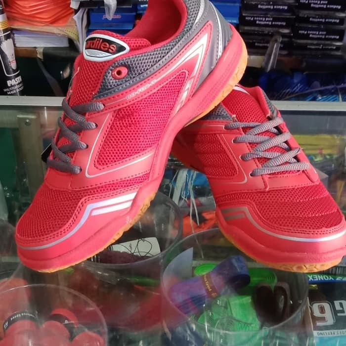  sepatu  badminton  Ardiles  nyaman Merah Shopee  Indonesia