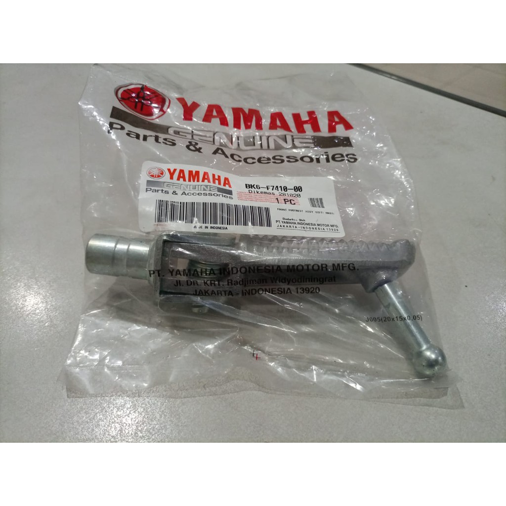 FOOTSTEP DEPAN ASSY KIRI R15 V2, R15 V3, MT15,XABRE/PIJAKAN KAKI DEPAN KIRI SET R15 V3 (BK6-F7410-00