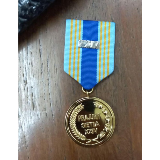 Satya Lencana 24 Tahun /Mendali besar Pdu tni ad 24 tahun