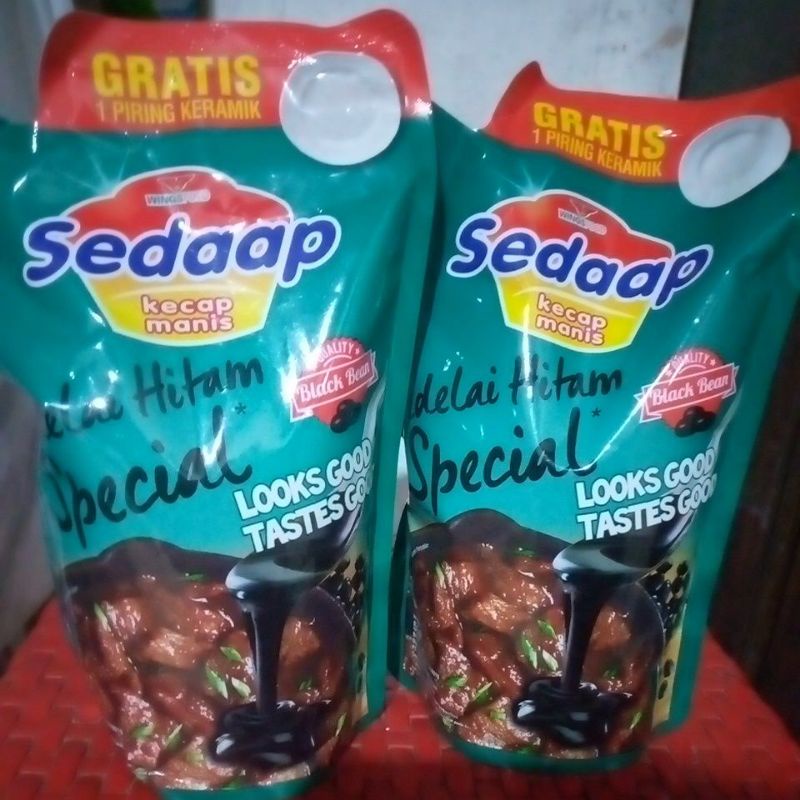 

kecap sedap 725gr/kecap manis kedelai hitam spesial(tanpa Piring)