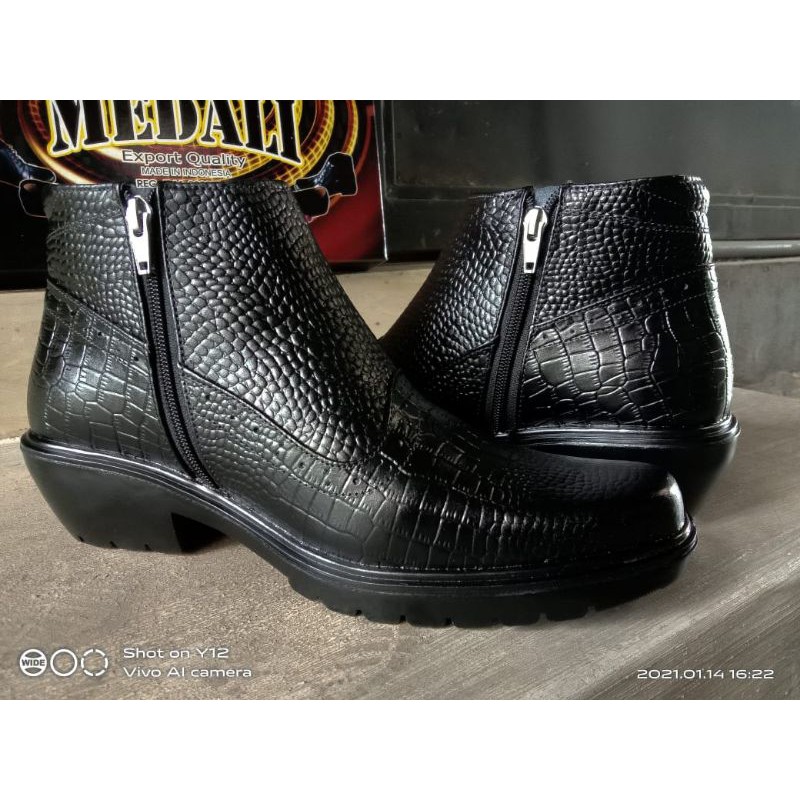 SEPATU KULIT PRIA SEPATUKERJA SEPATUKULIT SEPATUPRIA SEPATU PDH PRIA SEPATU BOOTS POLRI TNI SECURITY