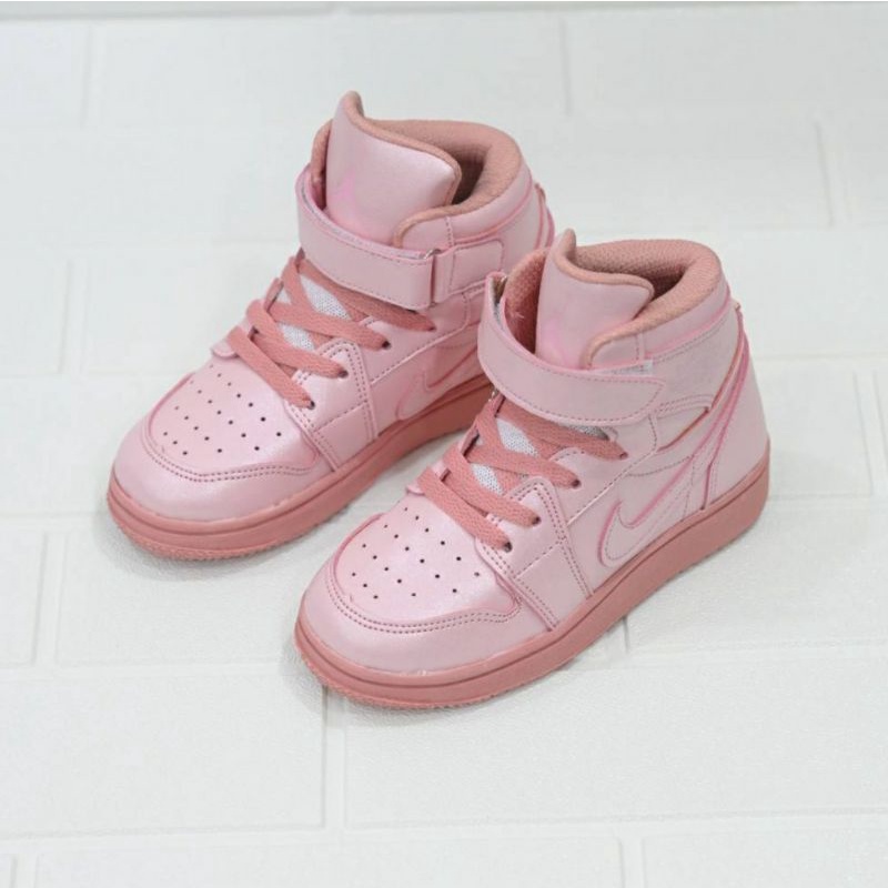 SEPATU ANAK PEREMPUAN KEREN WARNA PEACH HIGH PEREKAT TALI