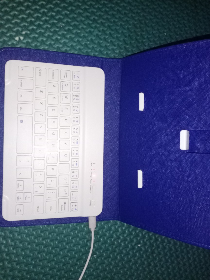 FONKEN Bluetooth Mobile Keyboard with PU case Wireless