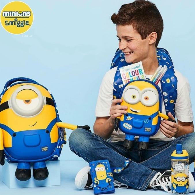 Smiggle minion online backpack