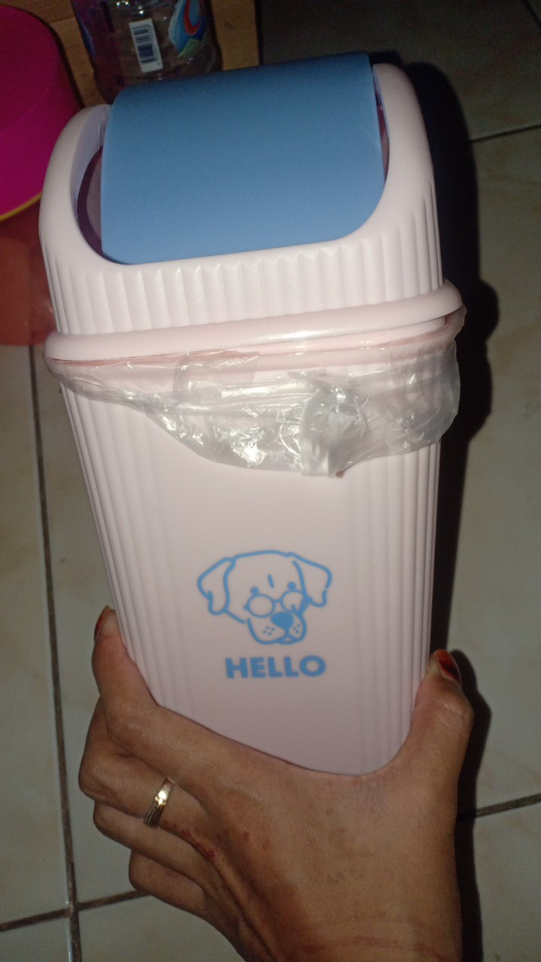 Miniso Cute Desktop Trash Can / Tempat Sampah Lucu