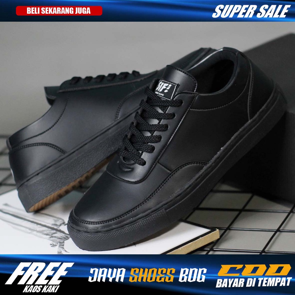 ROVVE|Sepatu Casual Sneakers Pria Hitam Tali Polos Original Kulit Sintetis