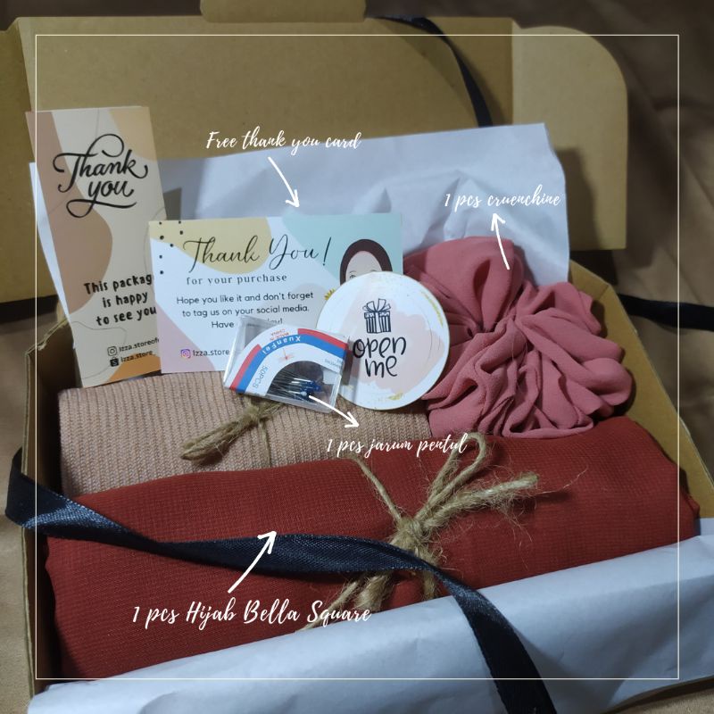 

Hampers gift box hijab bella square | hampers bella square | PAKET A1