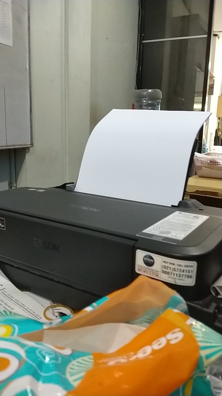 1 Pc | Kran Cabang Pvc Warna 1/2 Inch / Keran Air Engkol 0.5 Inch Plastik