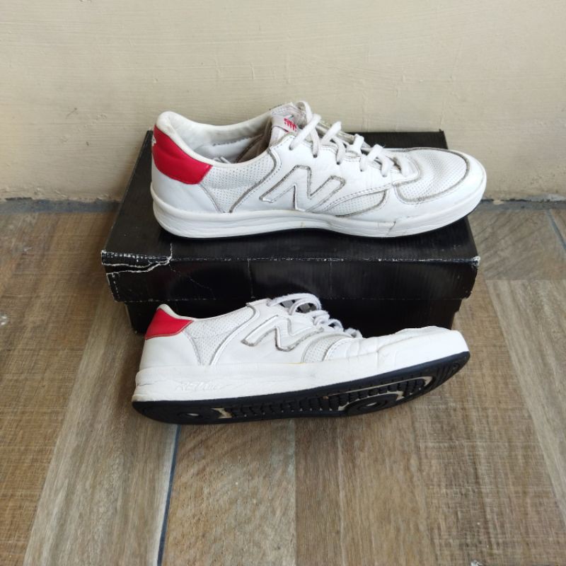 new balance 330 skate edition sepatu kaos celana promo diskon sale