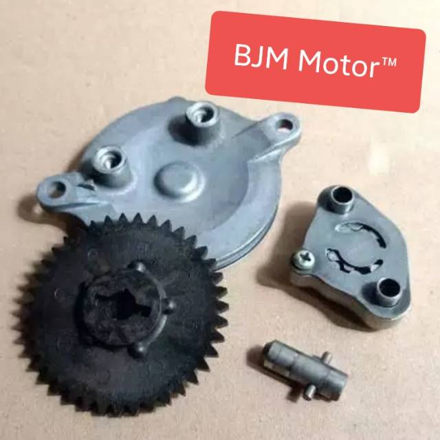 Pompa OLI Motor Tutup Pompa Honda Beat Karbu Beat Fi Beat Esp Beat Street