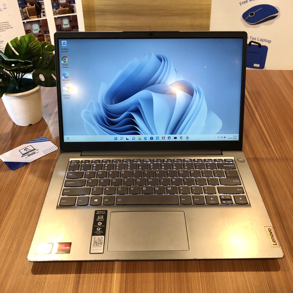 LENOVO IDEAPAD Ryzen 3 5300U Ram 8 GB SSD 512 GB REDEON Second Bekas