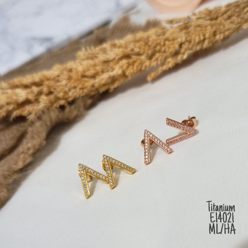 Anting Titanium motif V  Zircon E14021