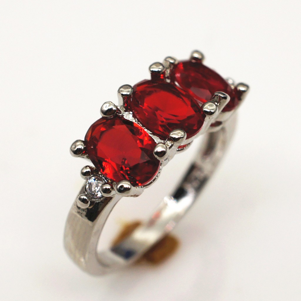 Cincin Perak 925 Asli Cincin Perak untuk Wanita Tiga Ruby Cincin Hadiah Fashion Aksesoris Perhiasan