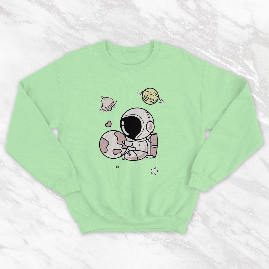 SWEATER WANITA ASTRONOUT HUG THE PLANETS // CREWNECK WANITA PREMIUM FLEECE TEBAL LEMBUT TERBARU,