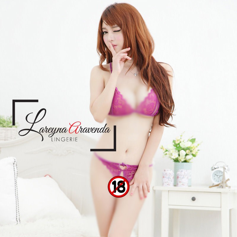 Set Bra Lingerie + G String Seksi Model Lace Open Cup &amp; Crotchless LG001