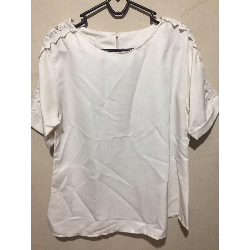 PRELOVED ATASAN WANITA BLOUSE PUTIH WHITE FORMAL OR CASUAL