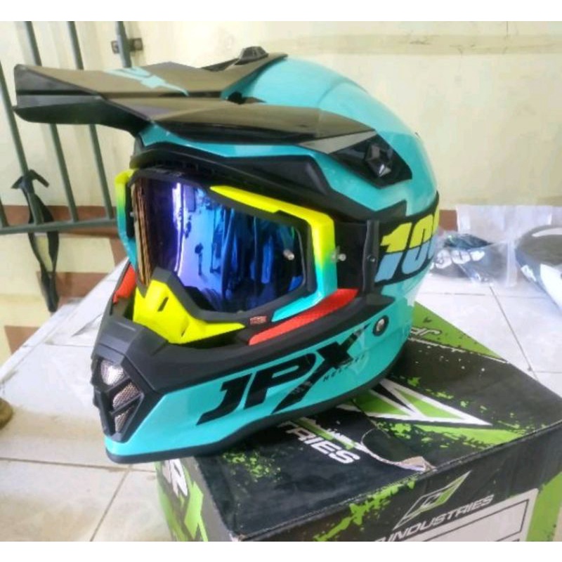 Helm cross anak Helm Trail anak plus Google