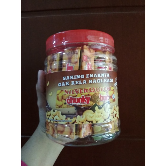 

SILVERQUEEN CHUNKY BAR JAR ISI 12PCS
