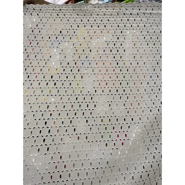 Katun Lubang Bordir Premium Special putih