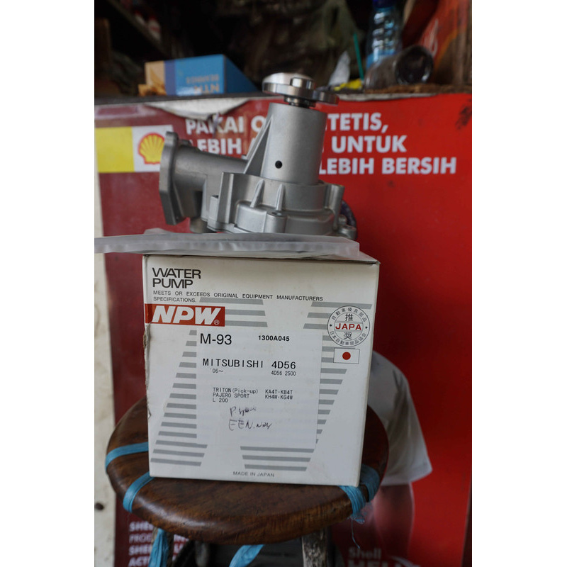 Water Pump Waterpump Mitsubishi Pajero Sport/Triton 2.5 merk NPW