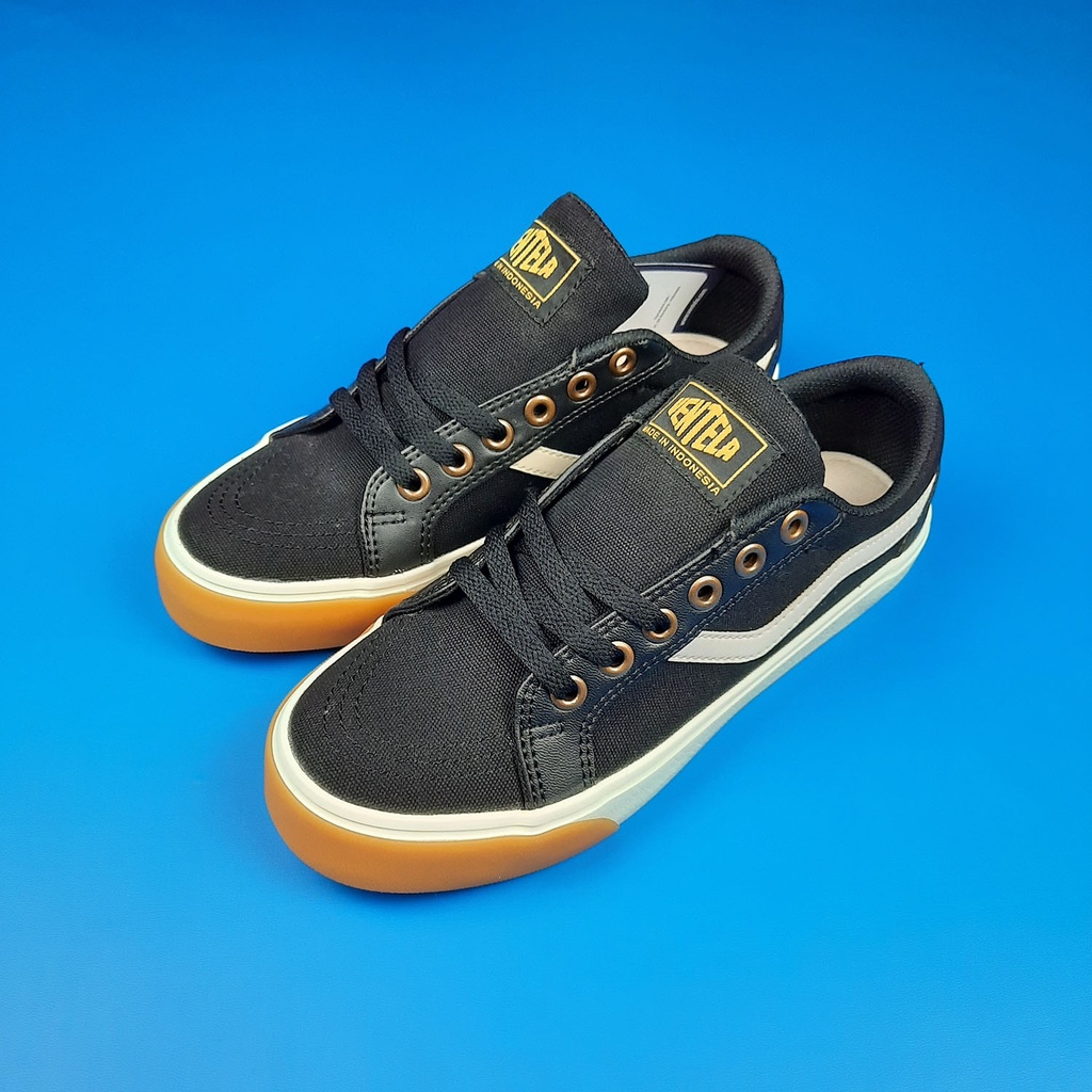 Ventela Republic Low Black Gum